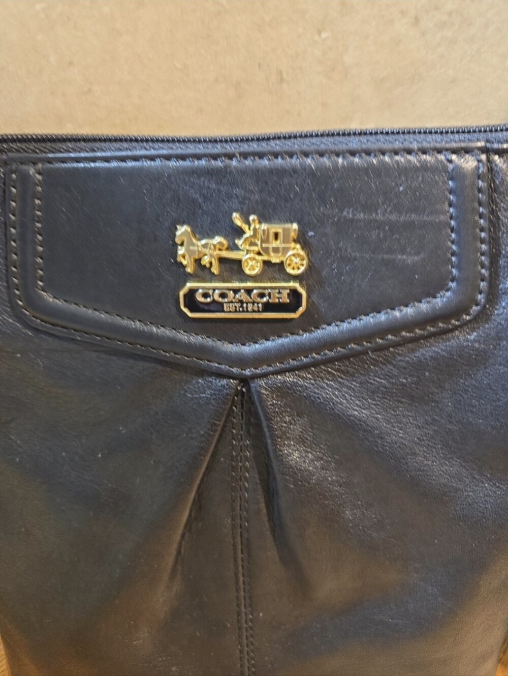 Coach #44384 Black Leather Madison Swingpak